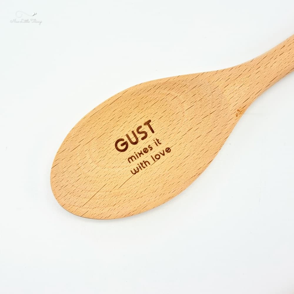 Cuillère en bois avec nom et citation
