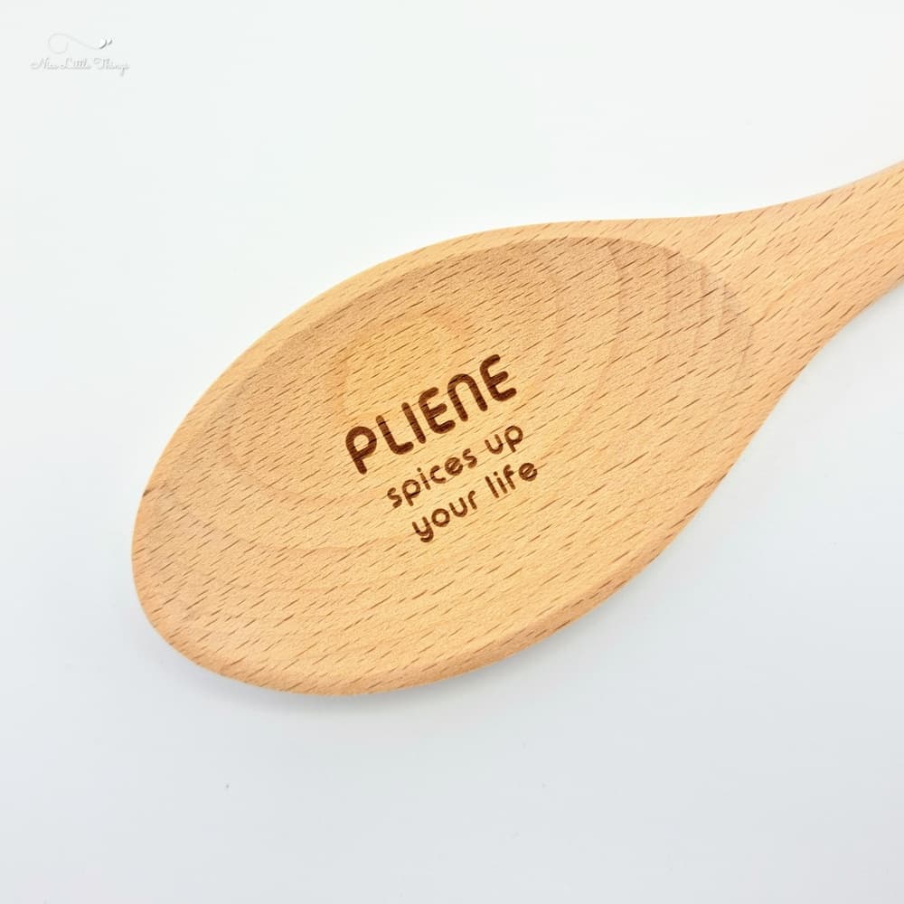 Cuillère en bois avec nom et citation