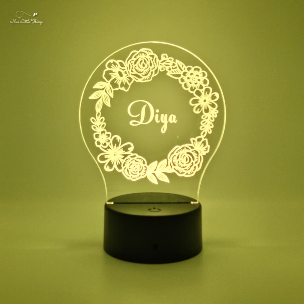 Couronne de fleurs avec lampe LED RVB