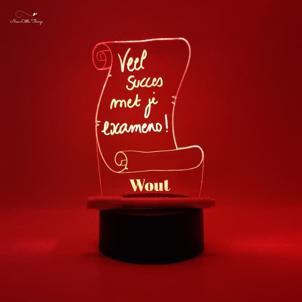 Dessin personnalisé avec lampe LED RVB - Parchemin