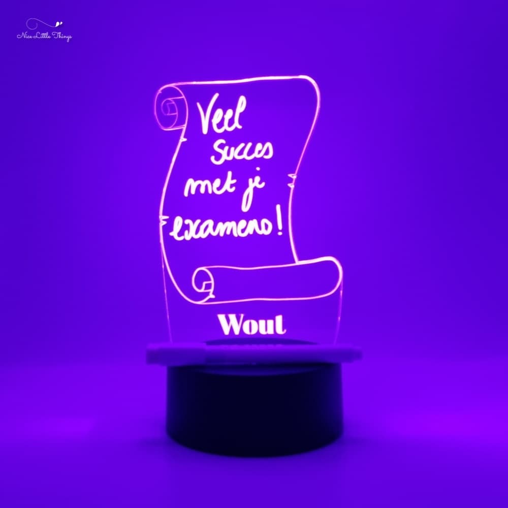 Dessin personnalisé avec lampe LED RVB - Parchemin