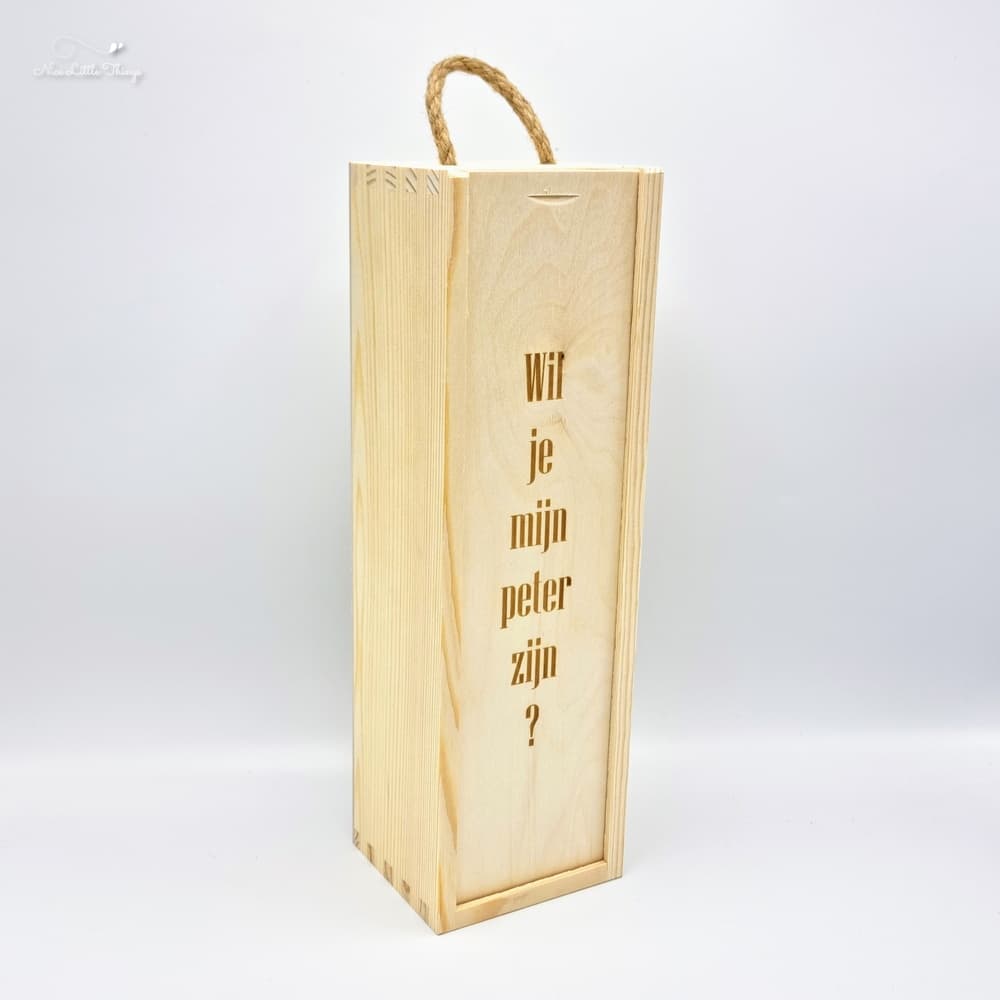 Boîte à vin seras-tu mon parrain ?