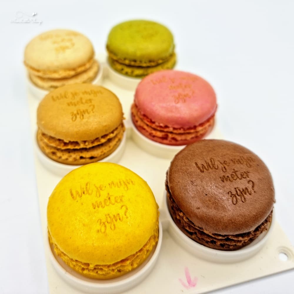 Macarons - Veux-tu être ma marraine ?