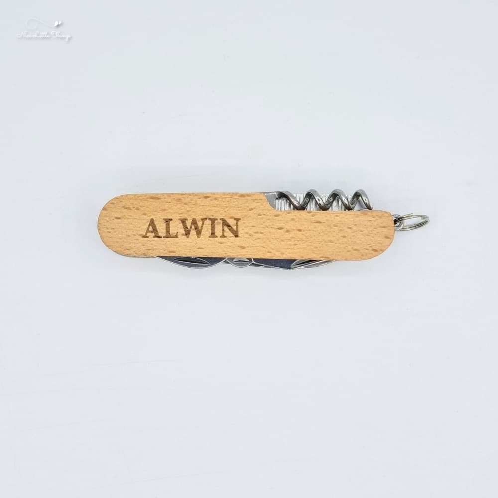 Couteau de poche en bois avec nom
