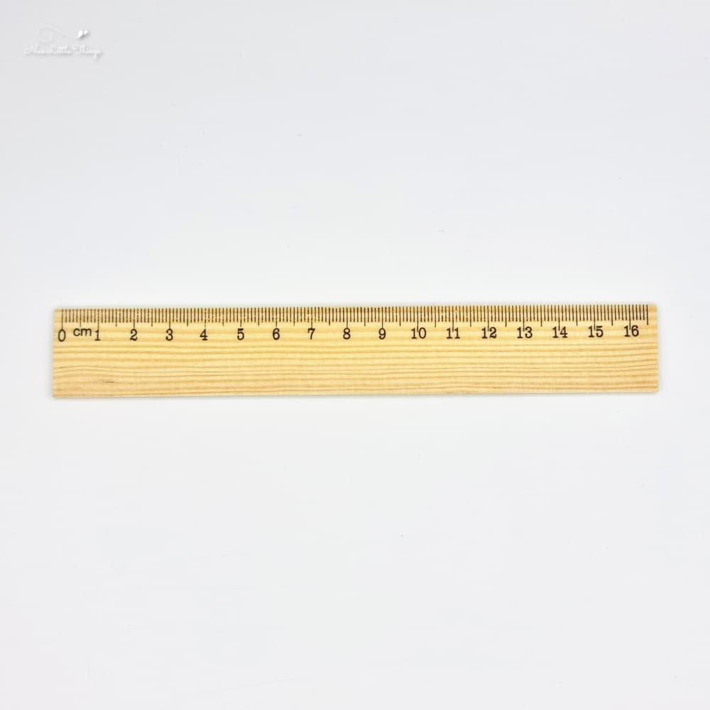 Règle en bois