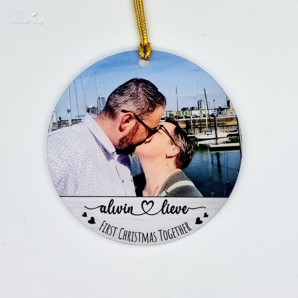 Boule de Noël personnalisée avec des noms